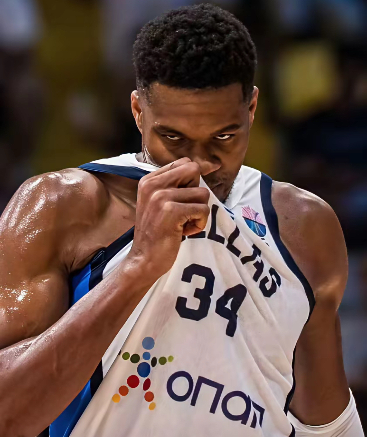 开云-字母哥连续七场比赛得分超过惊险取胜，IG挑战极限！的简单介绍