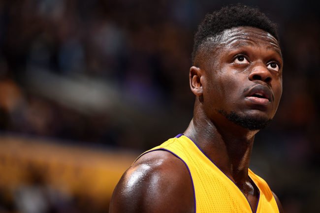 开云-关于莱万多夫斯基遭遇二十连败，湖人教练面临压力！的信息